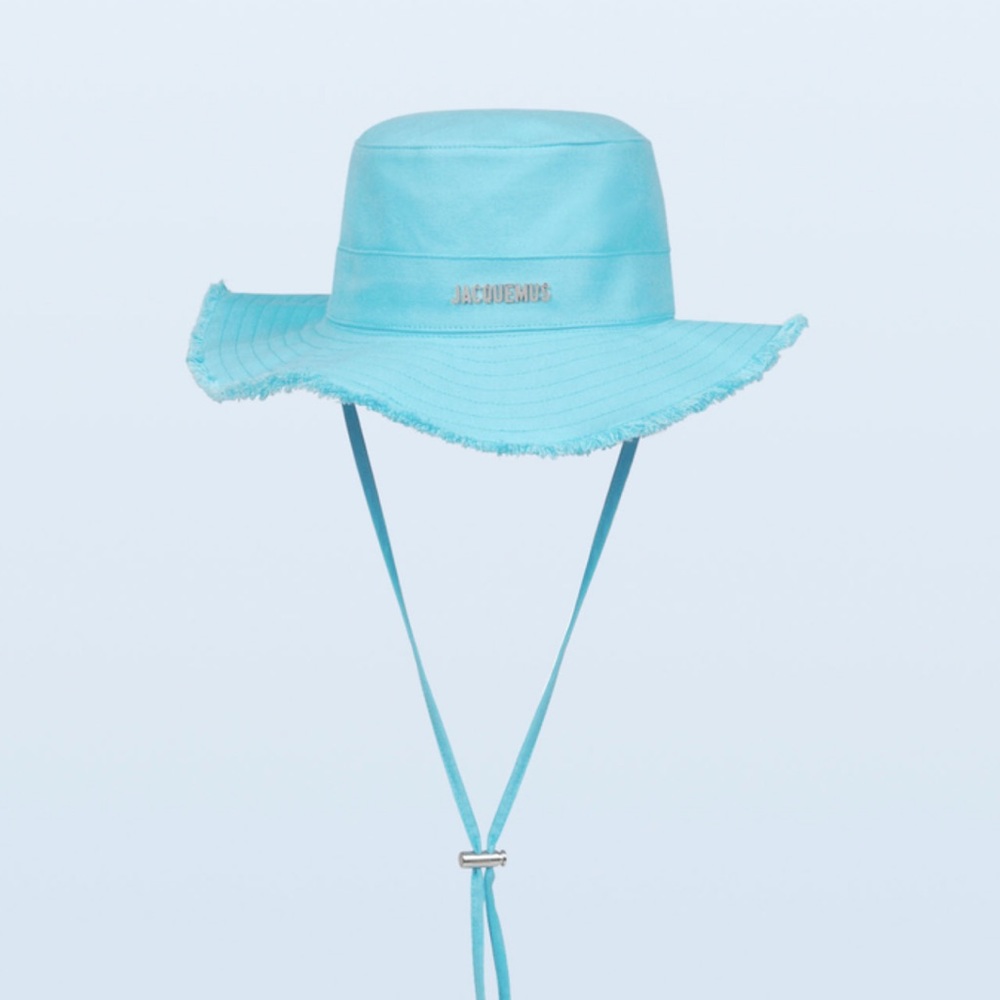 Bucket hat designer, worn once